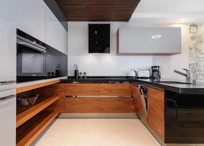 Diamond By Renters Prestige * Cracovia