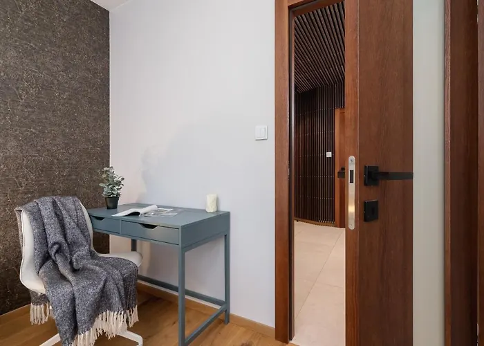 Diamond By Renters Prestige * Краков