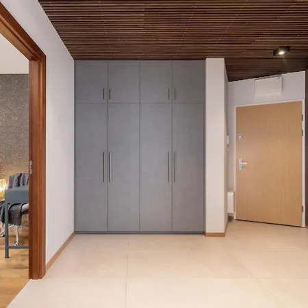 Diamond By Renters Prestige *